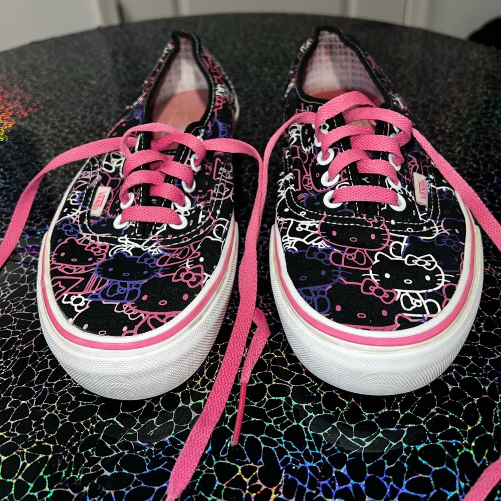 SOLD Hello Kitty authentic Vans
